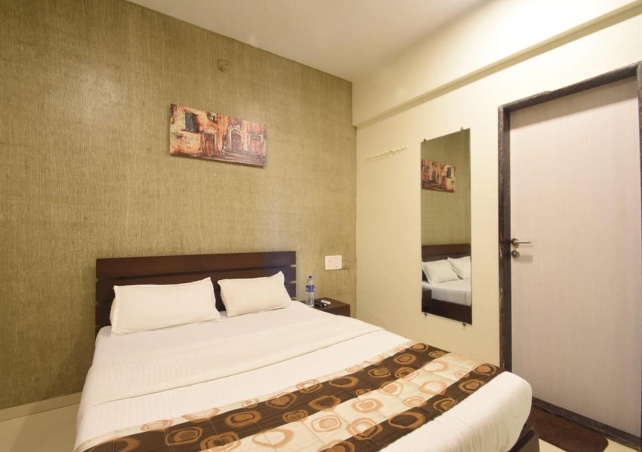 Hotel Iris Suites, Navi Mumbai Luaran gambar